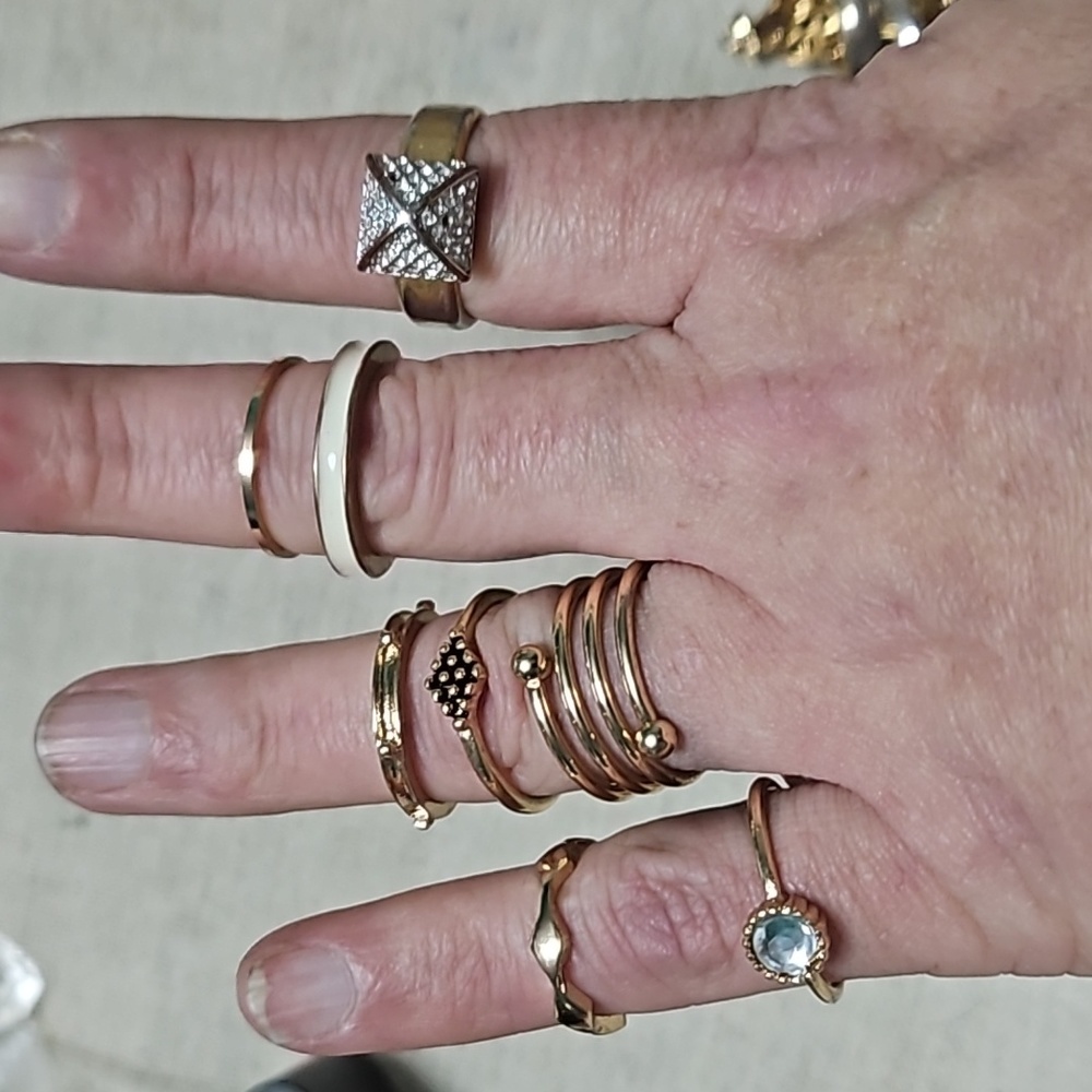 Vintage Gold Tone Stacking Rings Set 8 Spiral Moon Pyramid Cocktail Ring
